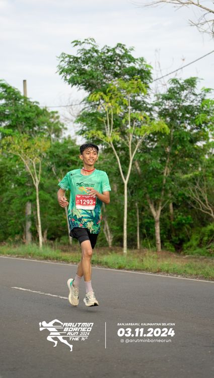 Race photo from Arutmin Borneo Run 2024