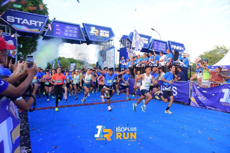 Race photo from Isoplus Run 2024 Surabaya