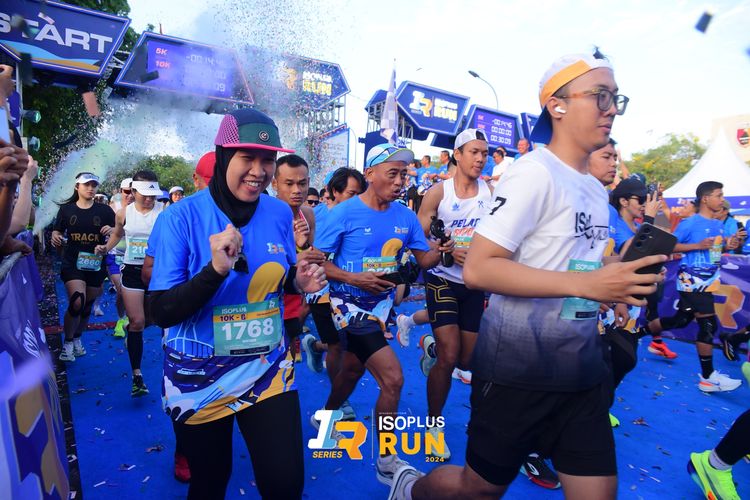 Race photo from Isoplus Run 2024 Surabaya