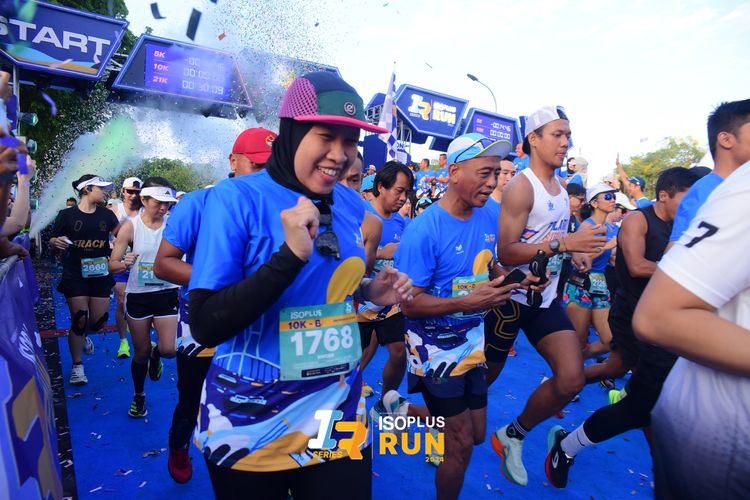 Race photo from Isoplus Run 2024 Surabaya