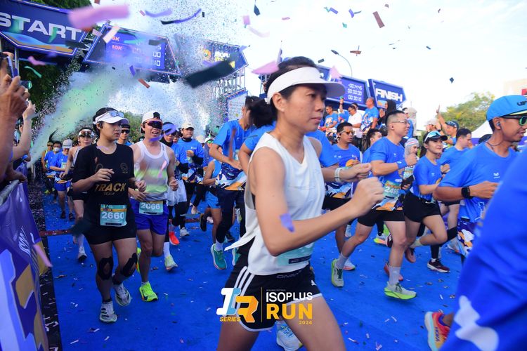 Race photo from Isoplus Run 2024 Surabaya