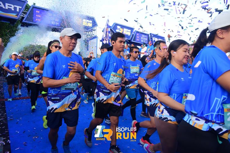 Race photo from Isoplus Run 2024 Surabaya