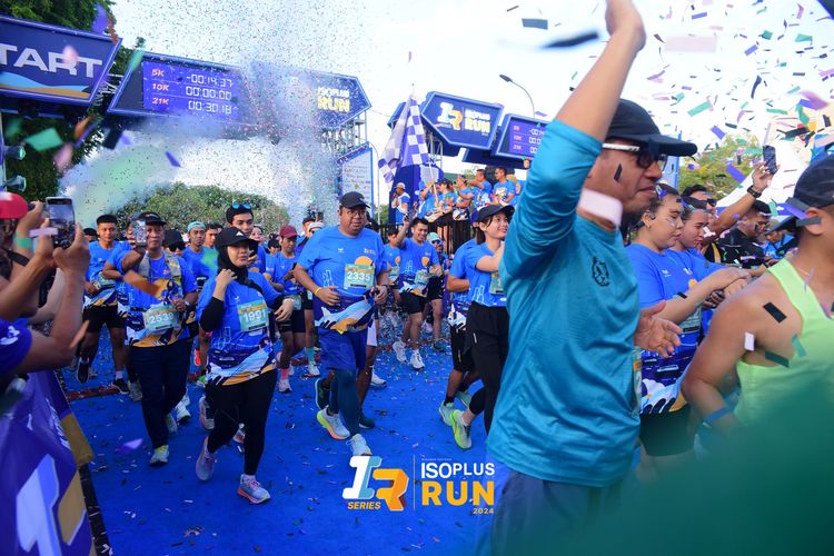 Race photo from Isoplus Run 2024 Surabaya