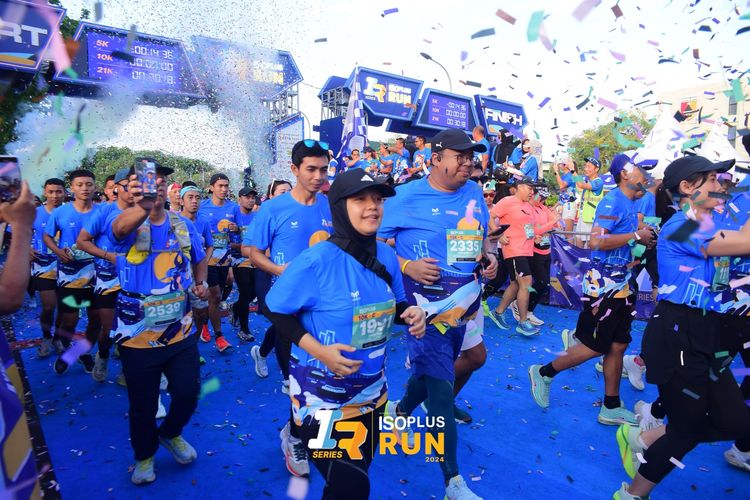 Race photo from Isoplus Run 2024 Surabaya