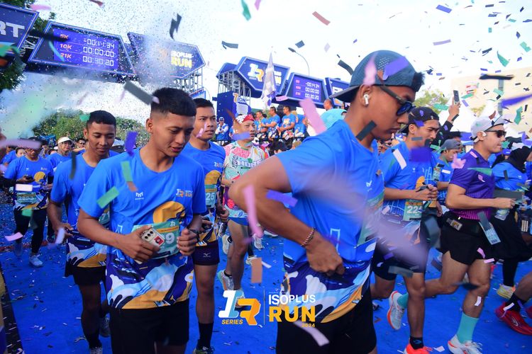 Race photo from Isoplus Run 2024 Surabaya