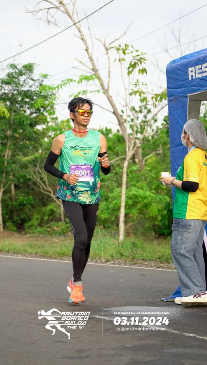 Race photo from Arutmin Borneo Run 2024
