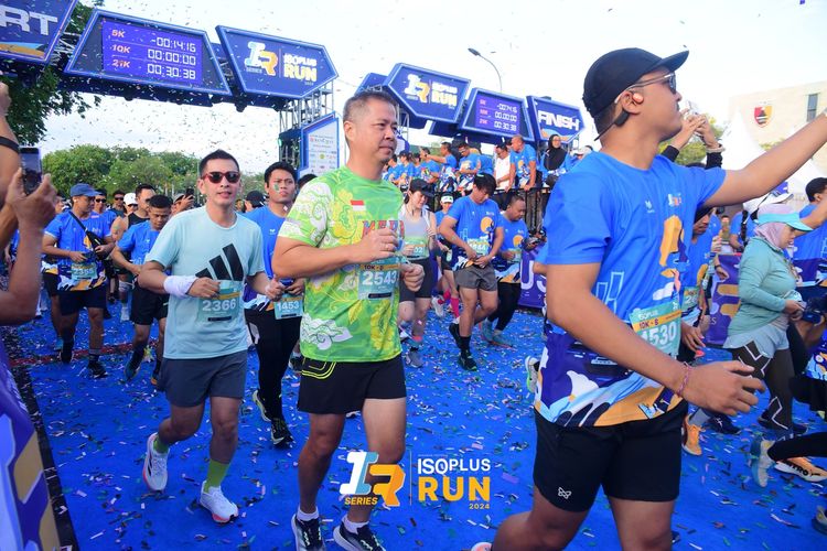 Race photo from Isoplus Run 2024 Surabaya