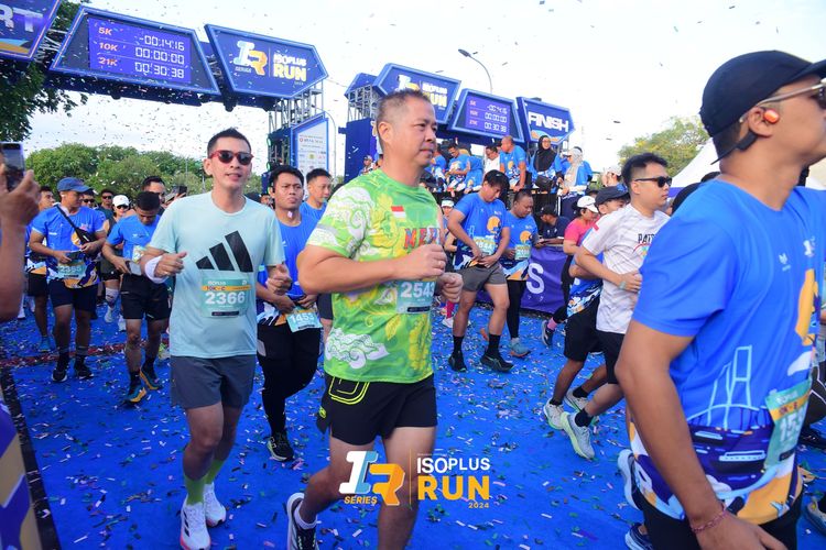 Race photo from Isoplus Run 2024 Surabaya