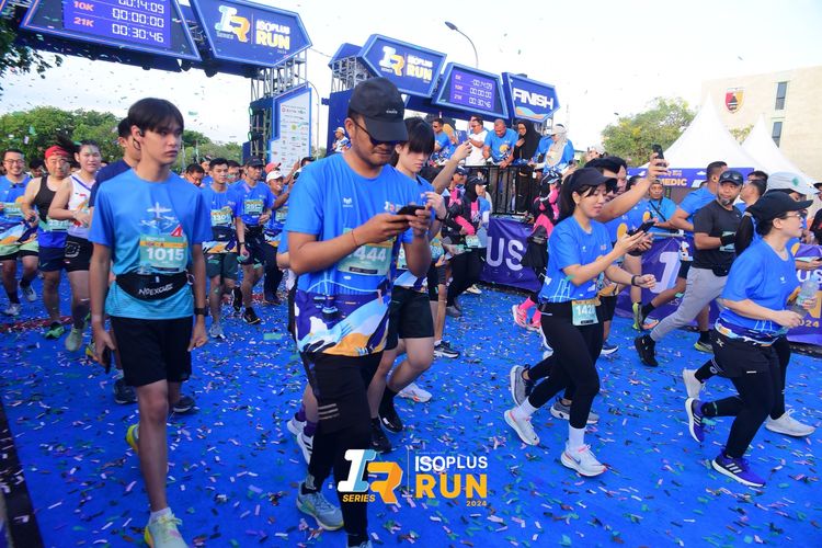 Race photo from Isoplus Run 2024 Surabaya