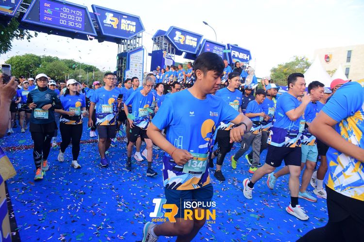 Race photo from Isoplus Run 2024 Surabaya