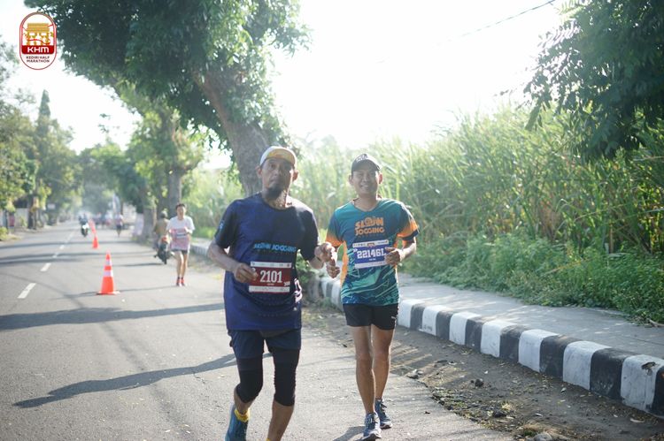 Race photo from Kediri Half Marathon 2024