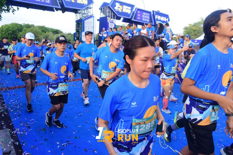 Race photo from Isoplus Run 2024 Surabaya