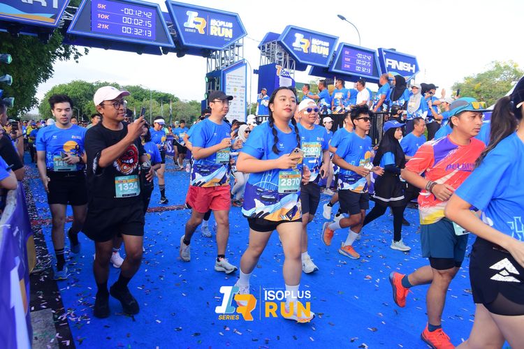 Race photo from Isoplus Run 2024 Surabaya