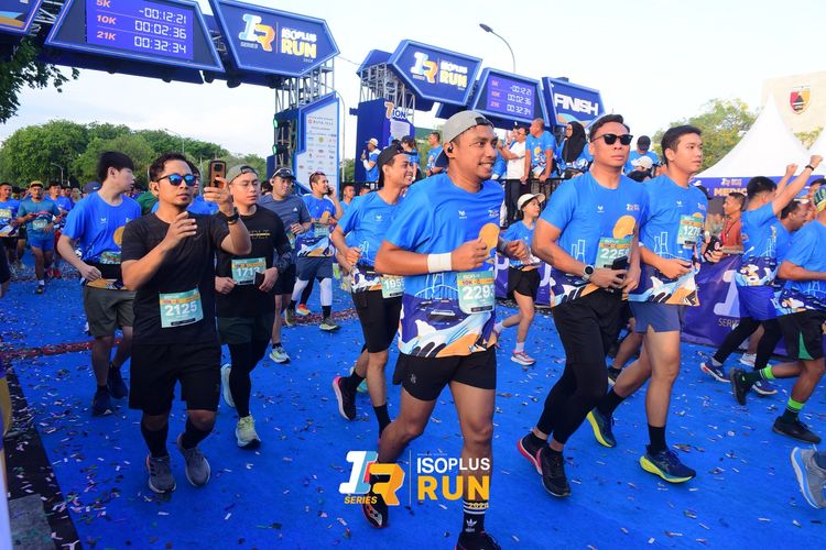 Race photo from Isoplus Run 2024 Surabaya