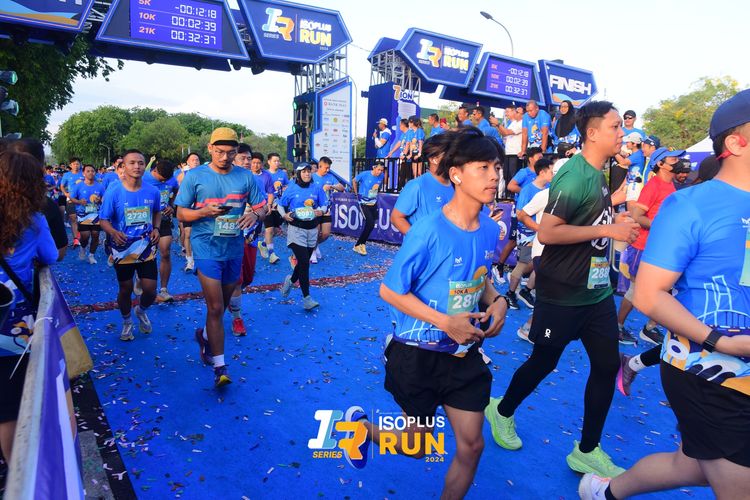Race photo from Isoplus Run 2024 Surabaya