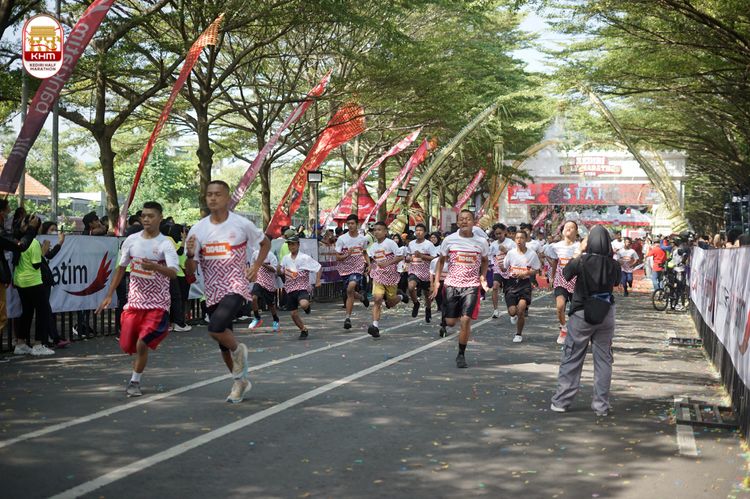 Race photo from Kediri Half Marathon 2024