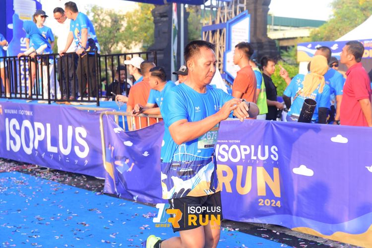 Race photo from Isoplus Run 2024 Surabaya