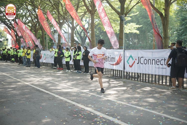 Race photo from Kediri Half Marathon 2024