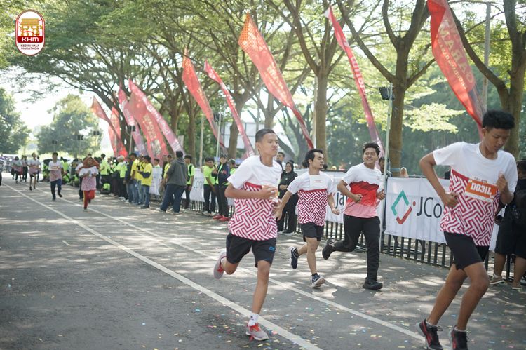 Race photo from Kediri Half Marathon 2024