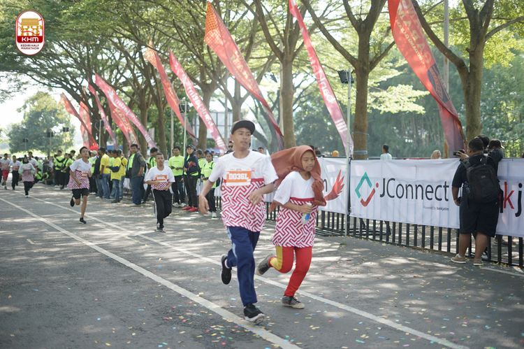 Race photo from Kediri Half Marathon 2024