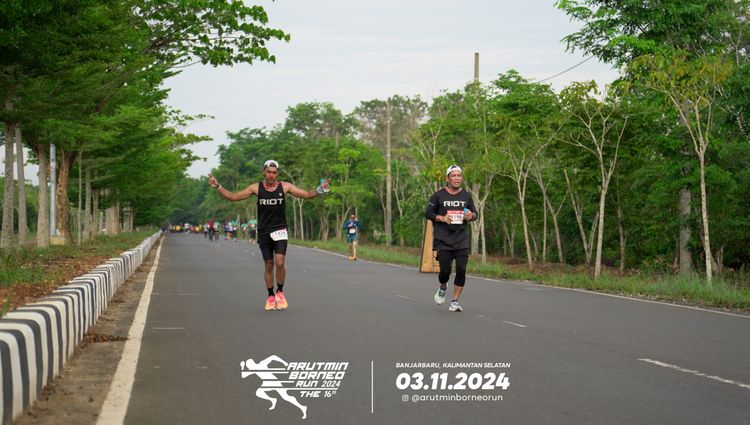 Race photo from Arutmin Borneo Run 2024