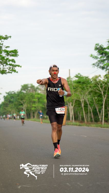 Race photo from Arutmin Borneo Run 2024