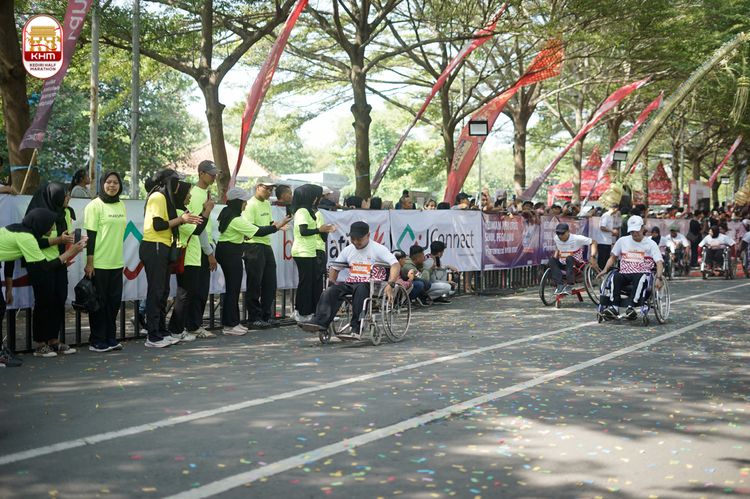 Race photo from Kediri Half Marathon 2024