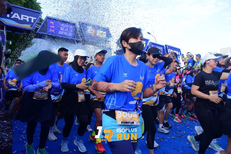 Race photo from Isoplus Run 2024 Surabaya