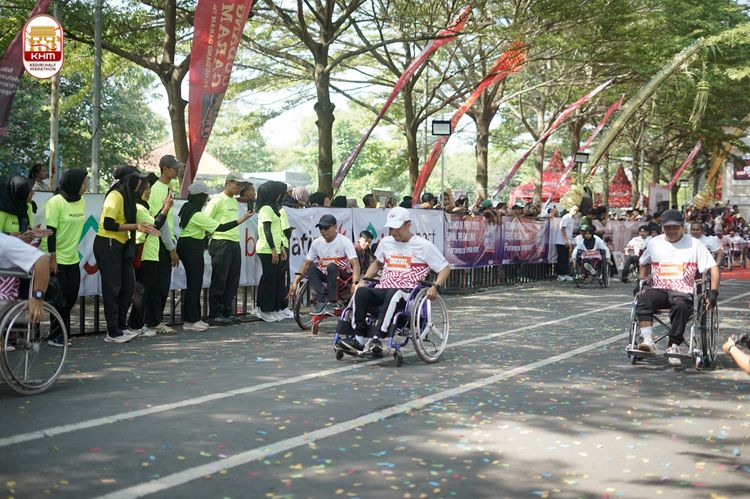 Race photo from Kediri Half Marathon 2024