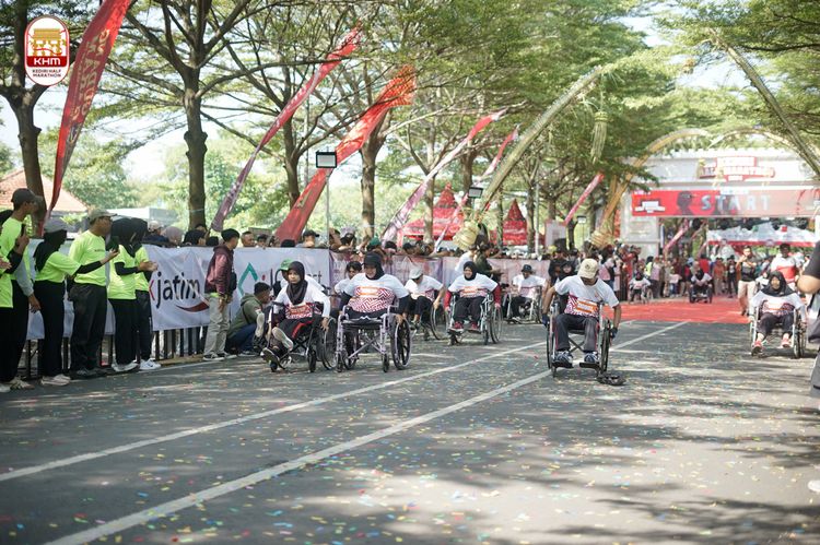 Race photo from Kediri Half Marathon 2024