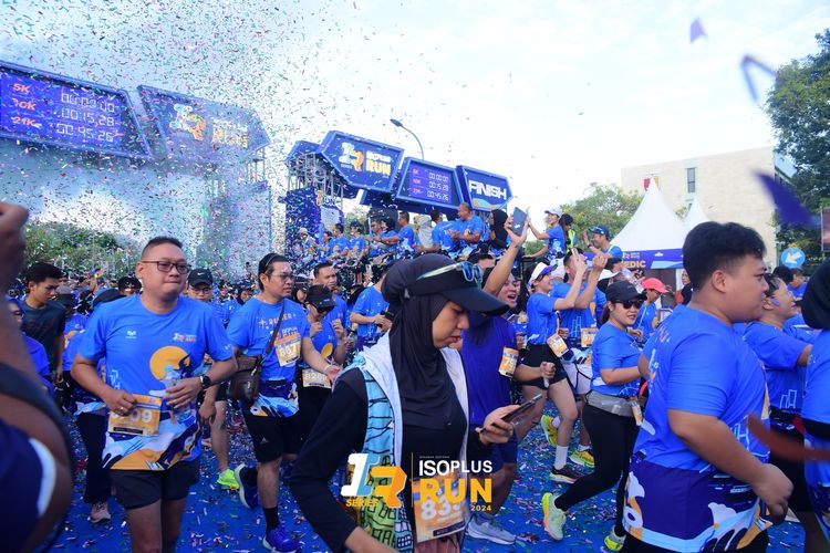 Race photo from Isoplus Run 2024 Surabaya