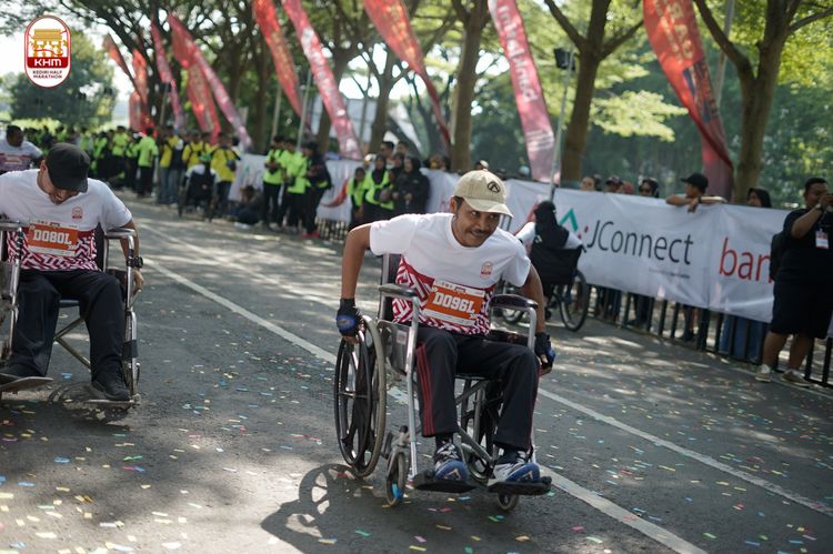 Race photo from Kediri Half Marathon 2024
