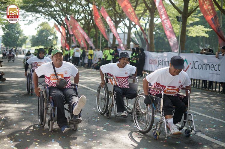 Race photo from Kediri Half Marathon 2024
