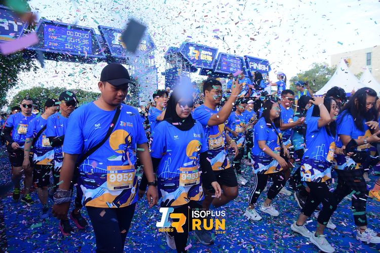 Race photo from Isoplus Run 2024 Surabaya