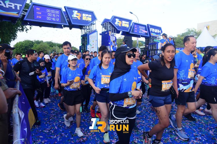 Race photo from Isoplus Run 2024 Surabaya