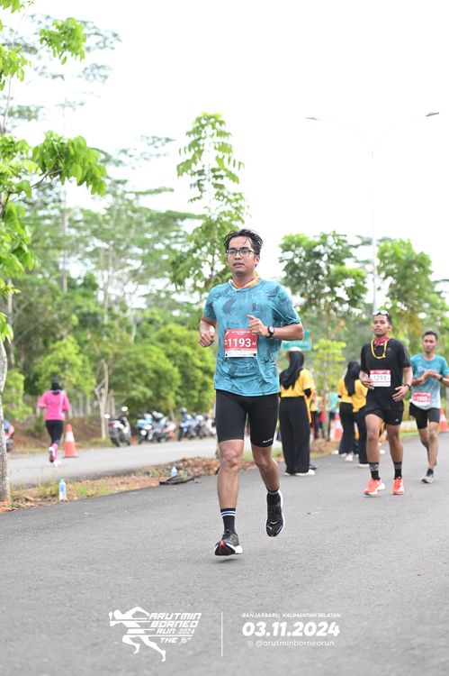 Race photo from Arutmin Borneo Run 2024