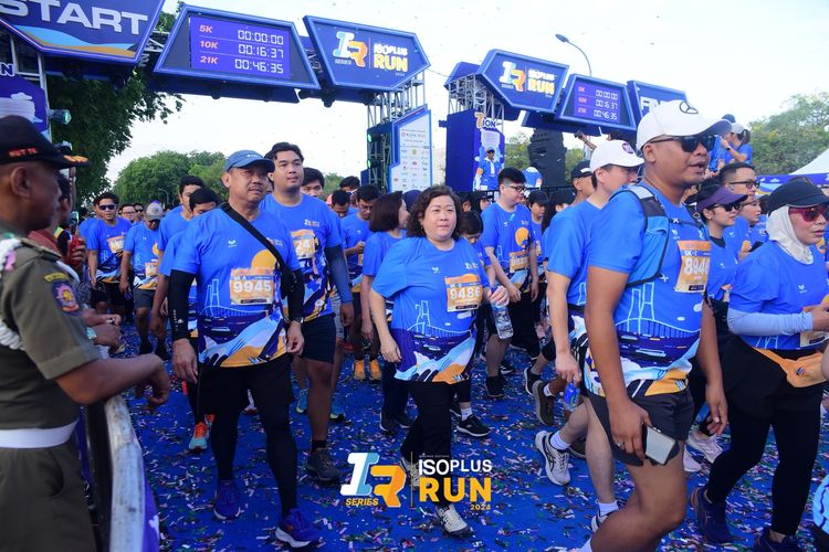 Race photo from Isoplus Run 2024 Surabaya