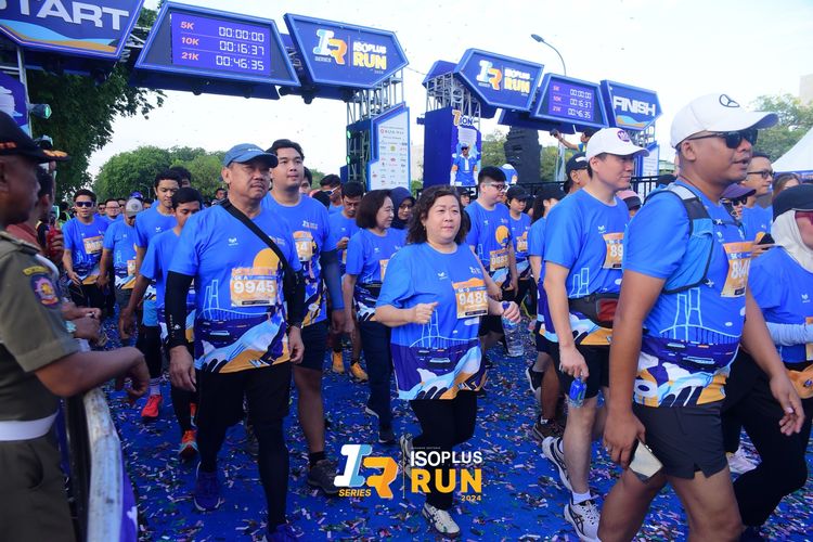Race photo from Isoplus Run 2024 Surabaya