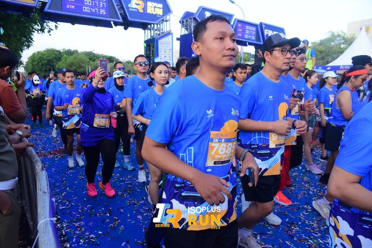 Race photo from Isoplus Run 2024 Surabaya