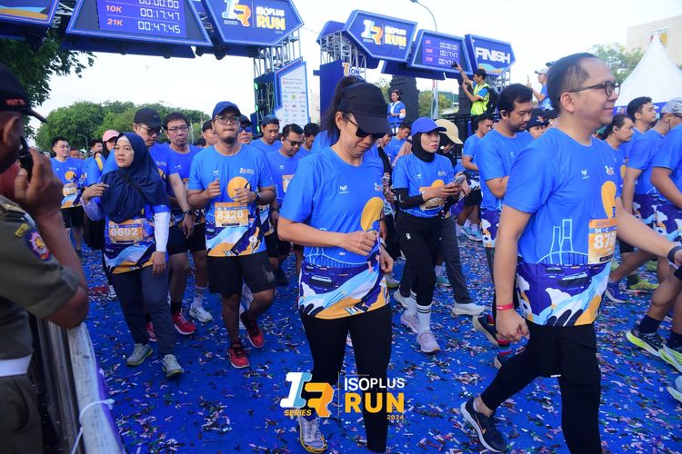 Race photo from Isoplus Run 2024 Surabaya