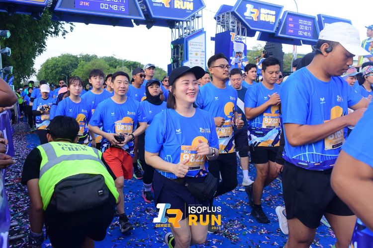 Race photo from Isoplus Run 2024 Surabaya