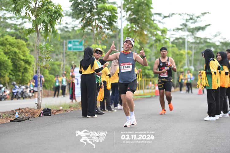 Race photo from Arutmin Borneo Run 2024