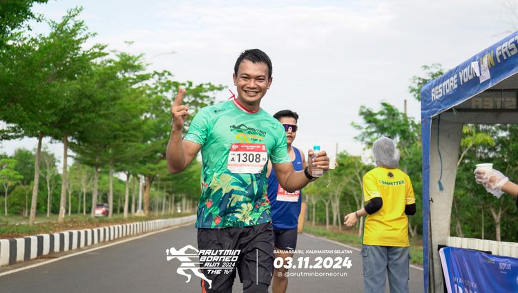 Race photo from Arutmin Borneo Run 2024