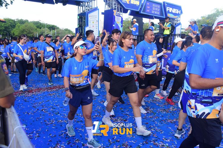 Race photo from Isoplus Run 2024 Surabaya