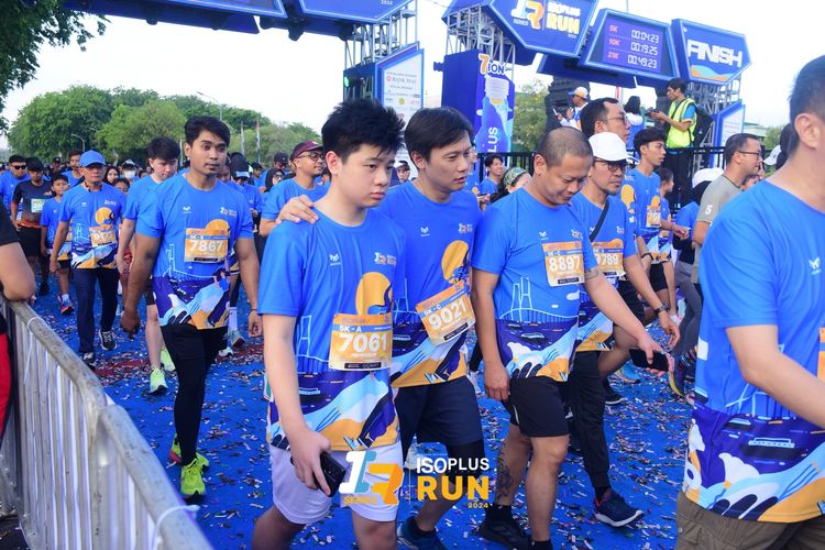 Race photo from Isoplus Run 2024 Surabaya