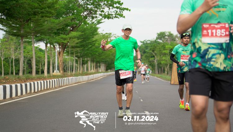 Race photo from Arutmin Borneo Run 2024