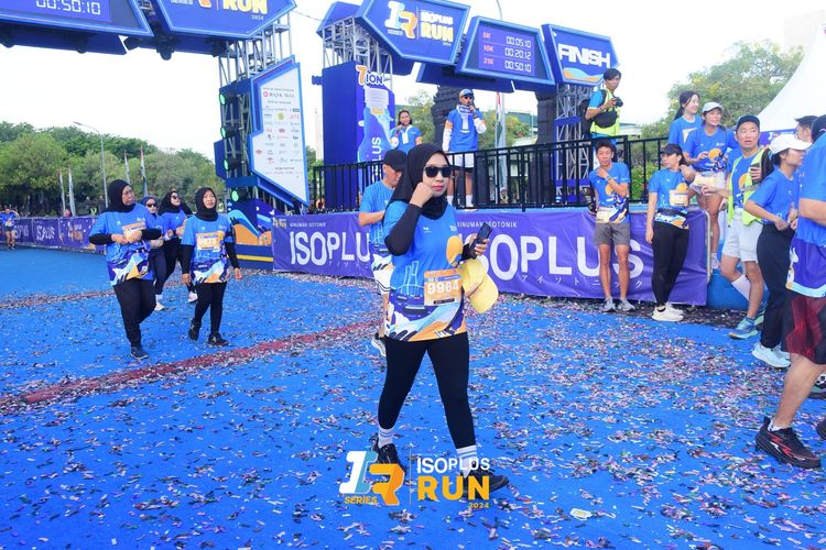 Race photo from Isoplus Run 2024 Surabaya