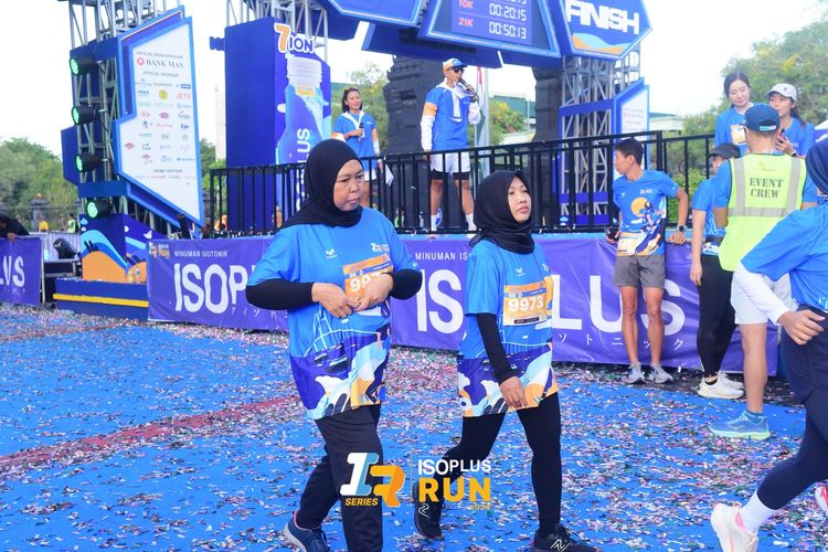 Race photo from Isoplus Run 2024 Surabaya
