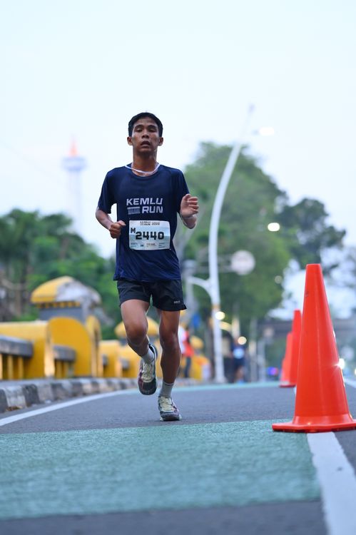 Race photo from KEMLU RUN 2025