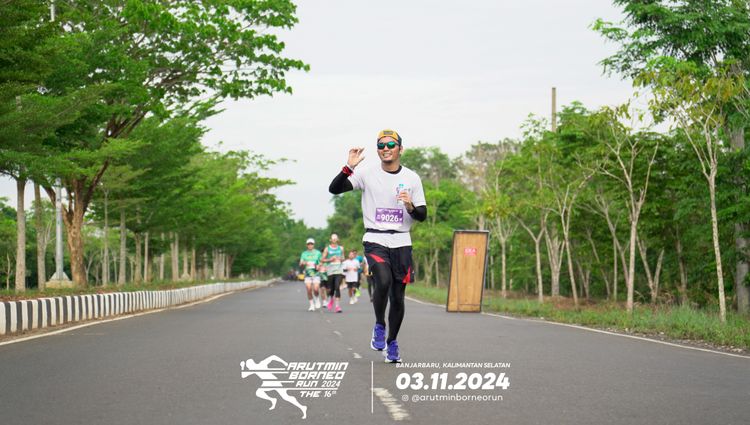 Race photo from Arutmin Borneo Run 2024